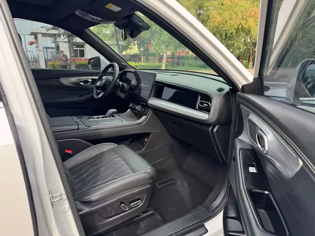 GAC Trumpchi GS8 — Фото автомобиля 5