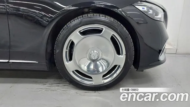 Mercedes-Benz S-Class — Фото автомобиля 5