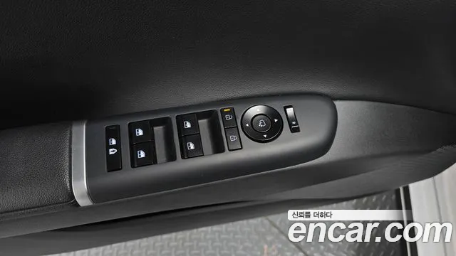 Hyundai Grandeur GN7 — Фото автомобиля 30