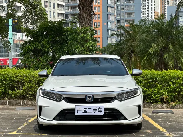 Honda Inspire — Фото автомобиля 2