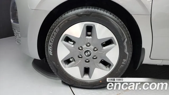 Hyundai Staria Staria Tourer 9 мест — Фото автомобиля 5