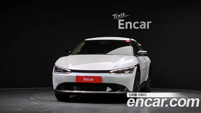 Kia EV6 — Фото автомобиля 3