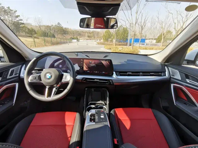 BMW X1 — Фото автомобиля 7