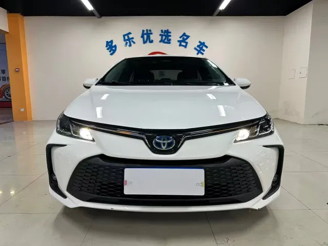 Toyota Corolla — Фото автомобиля 2