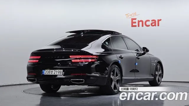 Genesis G80 Бензин 3.5 турбо AWD — Фото автомобиля 2