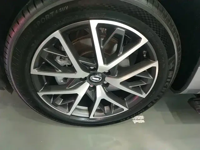 GAC Trumpchi GS8 — Фото автомобиля 22