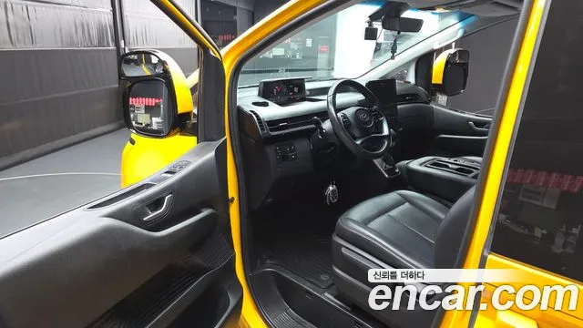 Hyundai Staria — Фото автомобиля 14