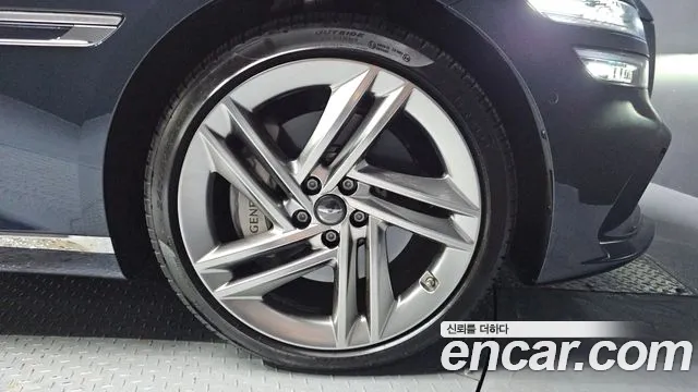 Genesis G80 Бензин 3.5 турбо AWD — Фото автомобиля 19