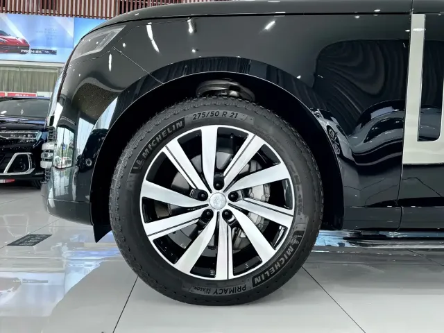 Land Rover Range Rover — Фото автомобиля 27