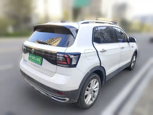 Volkswagen T-Cross — Фото автомобиля 4