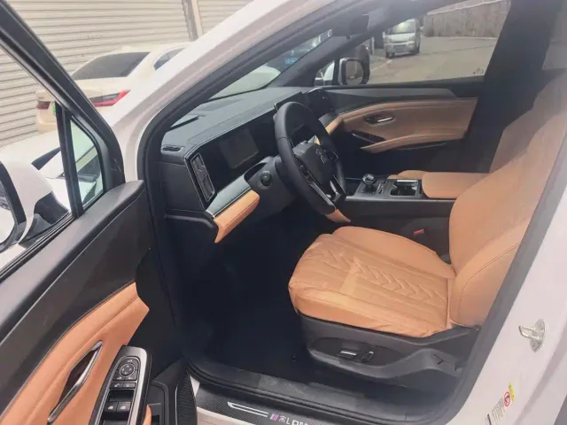 BYD Song L DM-i — Фото автомобиля 5