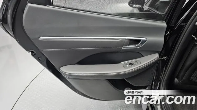 Hyundai Sonata — Фото автомобиля 14