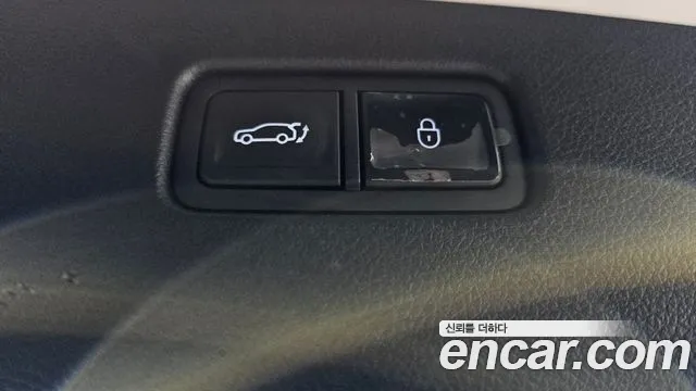 Genesis GV70 2.5T Бензин 2WD — Фото автомобиля 20