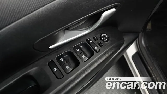 Hyundai Tucson Tucson (NX4) Дизель 2.0 4WD — Фото автомобиля 19