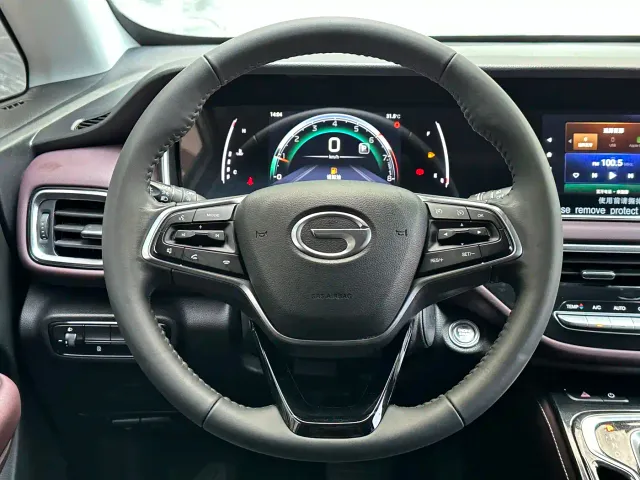 GAC Trumpchi M6 — Фото автомобиля 10