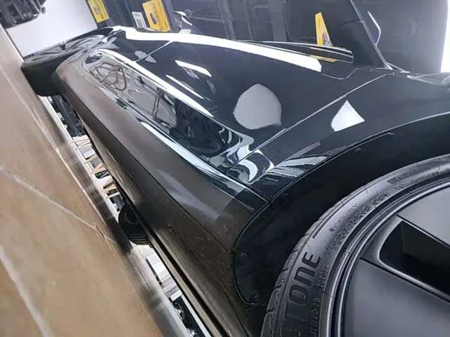 Tesla Model 3 — Фото автомобиля 20