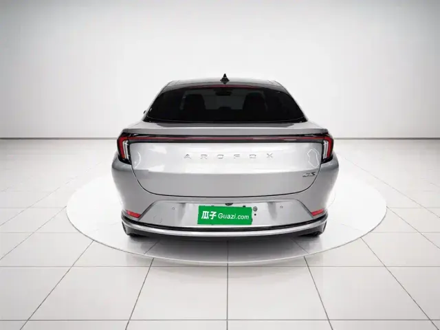 Arcfox Alpha S — Фото автомобиля 5