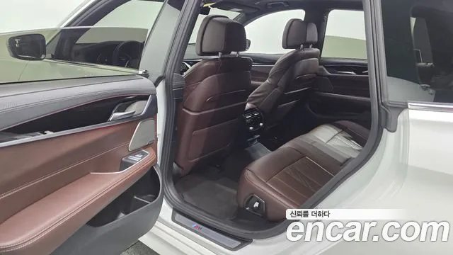 BMW Gran Turismo — Фото автомобиля 11