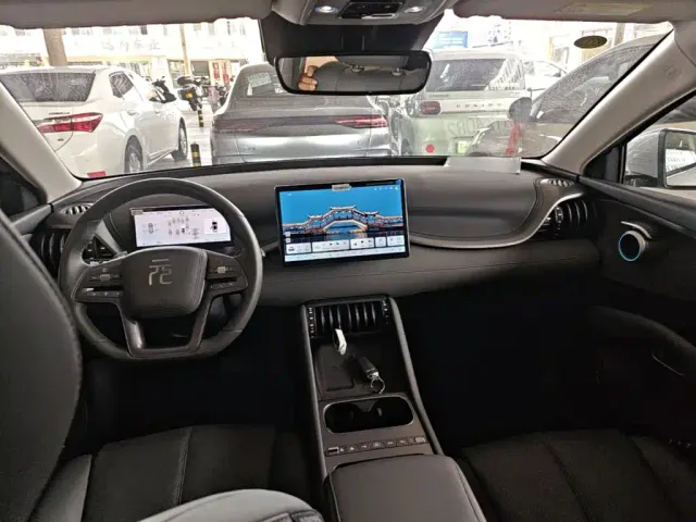 BYD Yuan PLUS — Фото автомобиля 9