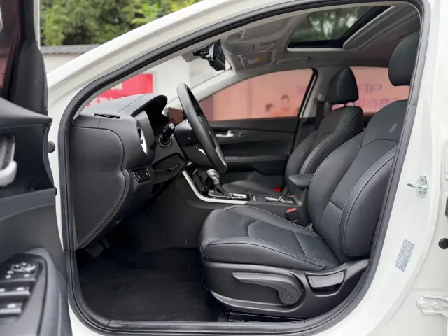 Kia K3 — Фото автомобиля 12