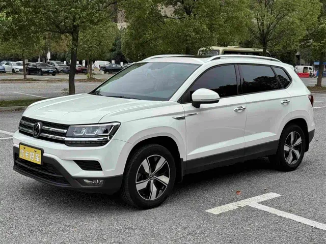 Volkswagen Tharu — Фото автомобиля 2