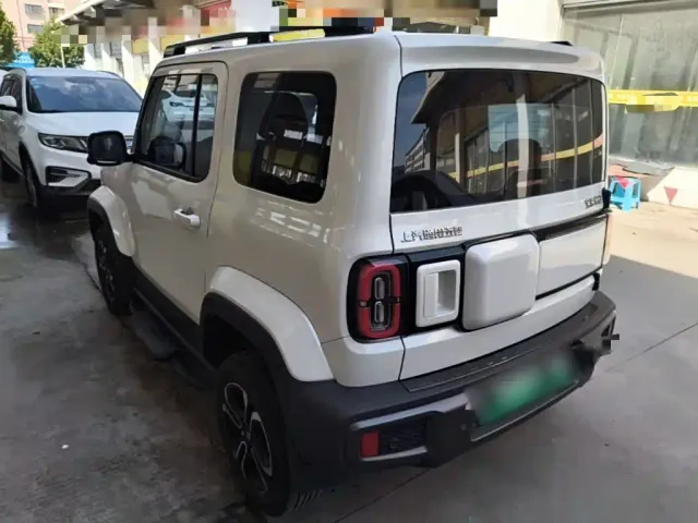 Baojun Yep — Фото автомобиля 4