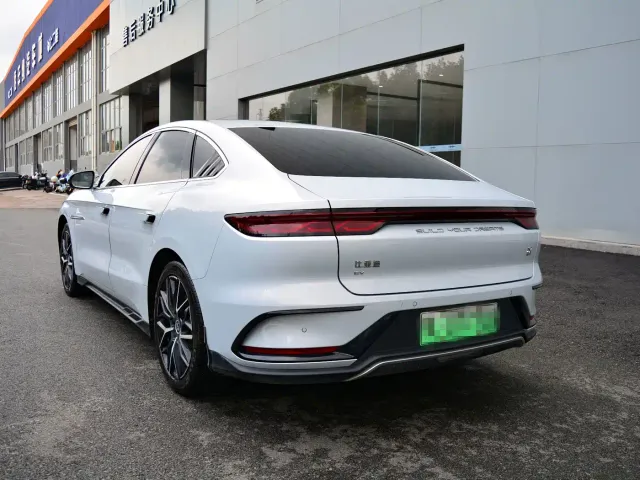 BYD Han — Фото автомобиля 5