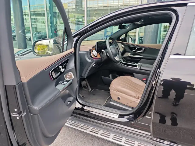 Mercedes-Benz EQE SUV — Фото автомобиля 4