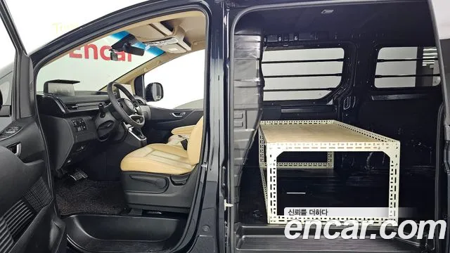 Hyundai Staria — Фото автомобиля 16