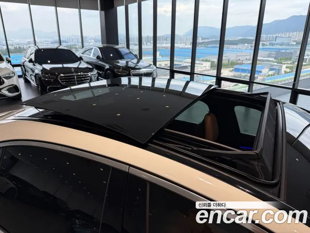 Mercedes-Benz E-Class — Фото автомобиля 12