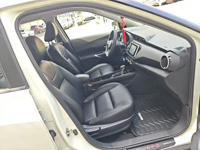 Nissan Kicks — Фото автомобиля 24