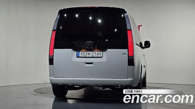 Hyundai Staria Staria 4WD Lounge 9 мест — Фото автомобиля 4