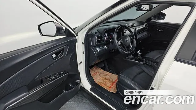 KG_Mobility_Ssangyong TIBOLI Very New Tivoli Бензин 1.5 2WD — Фото автомобиля 10