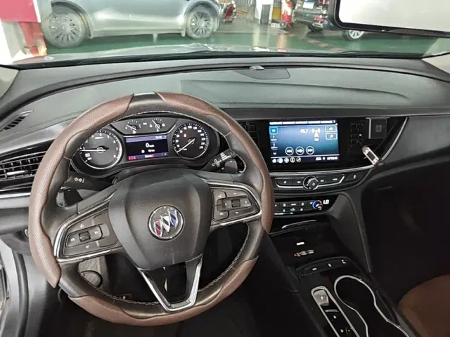 Buick Regal — Фото автомобиля 9