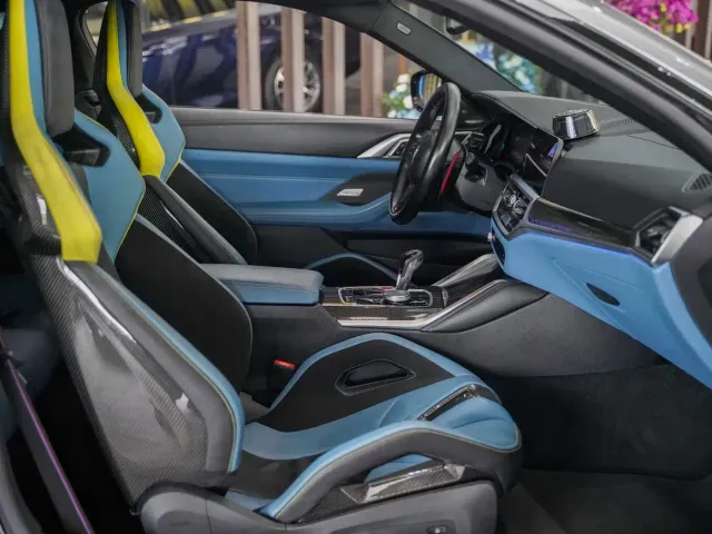 BMW M4 — Фото автомобиля 14