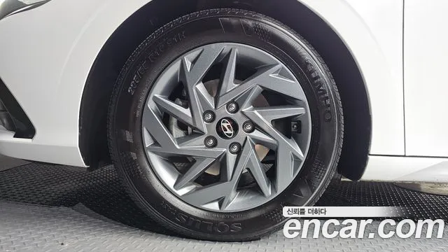 Hyundai Avante CN7 — Фото автомобиля 5