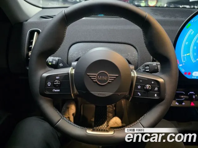 MINI Countryman — Фото автомобиля 12