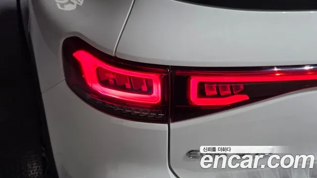 Mercedes-Benz EQB X243 — Фото автомобиля 8