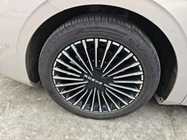 Roewe Roewe M7 DMH 2025 Base — Фото автомобиля 22