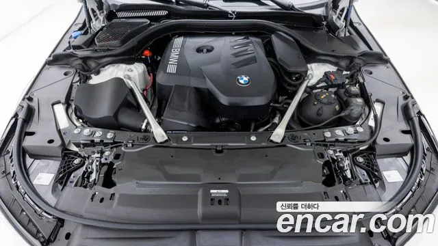 BMW 5 Series G60 — Фото автомобиля 6