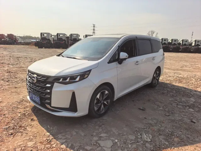Фотография автомобиля — GAC Trumpchi M6