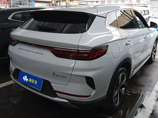 BYD Song PLUS — Фото автомобиля 3