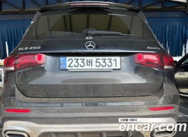 Mercedes-Benz GLB-Class — Фото автомобиля 2
