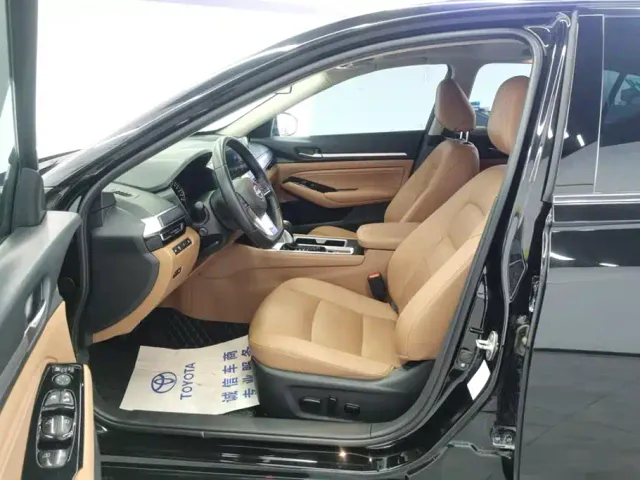 Nissan Teana — Фото автомобиля 9