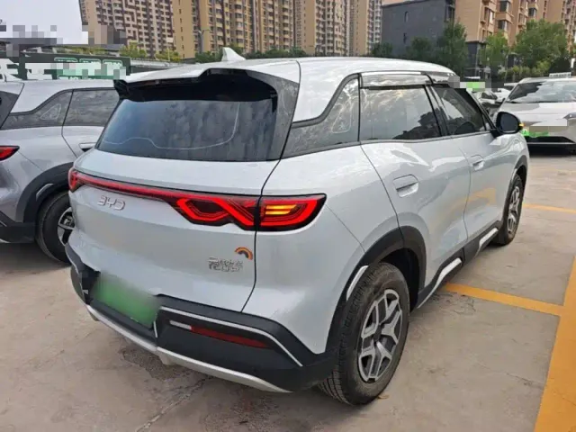 BYD Yuan UP — Фото автомобиля 6