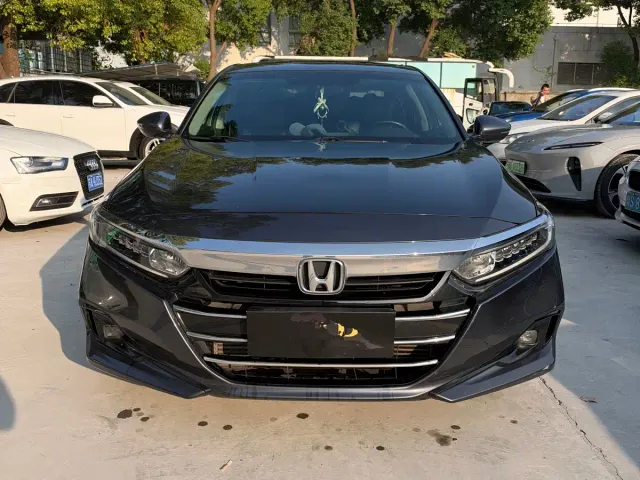 Honda Accord — Фото автомобиля 2