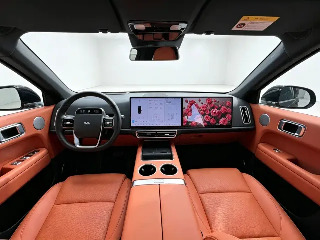 Li Auto L6 — Фото автомобиля 6