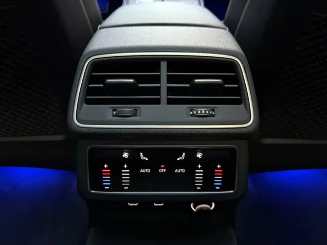 Audi A6L — Фото автомобиля 16