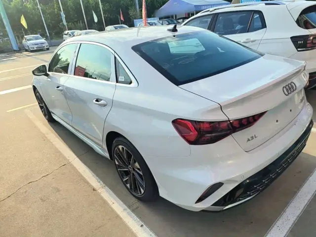 Audi A3 — Фото автомобиля 4