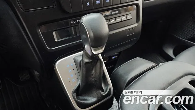 Hyundai Staria — Фото автомобиля 9